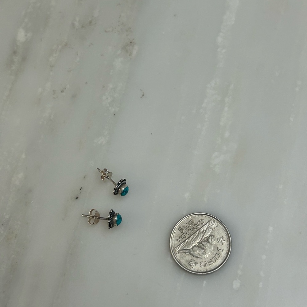 Turquoise Stone 925 Sterling Silver Stud Earrings - Picture 12 of 12